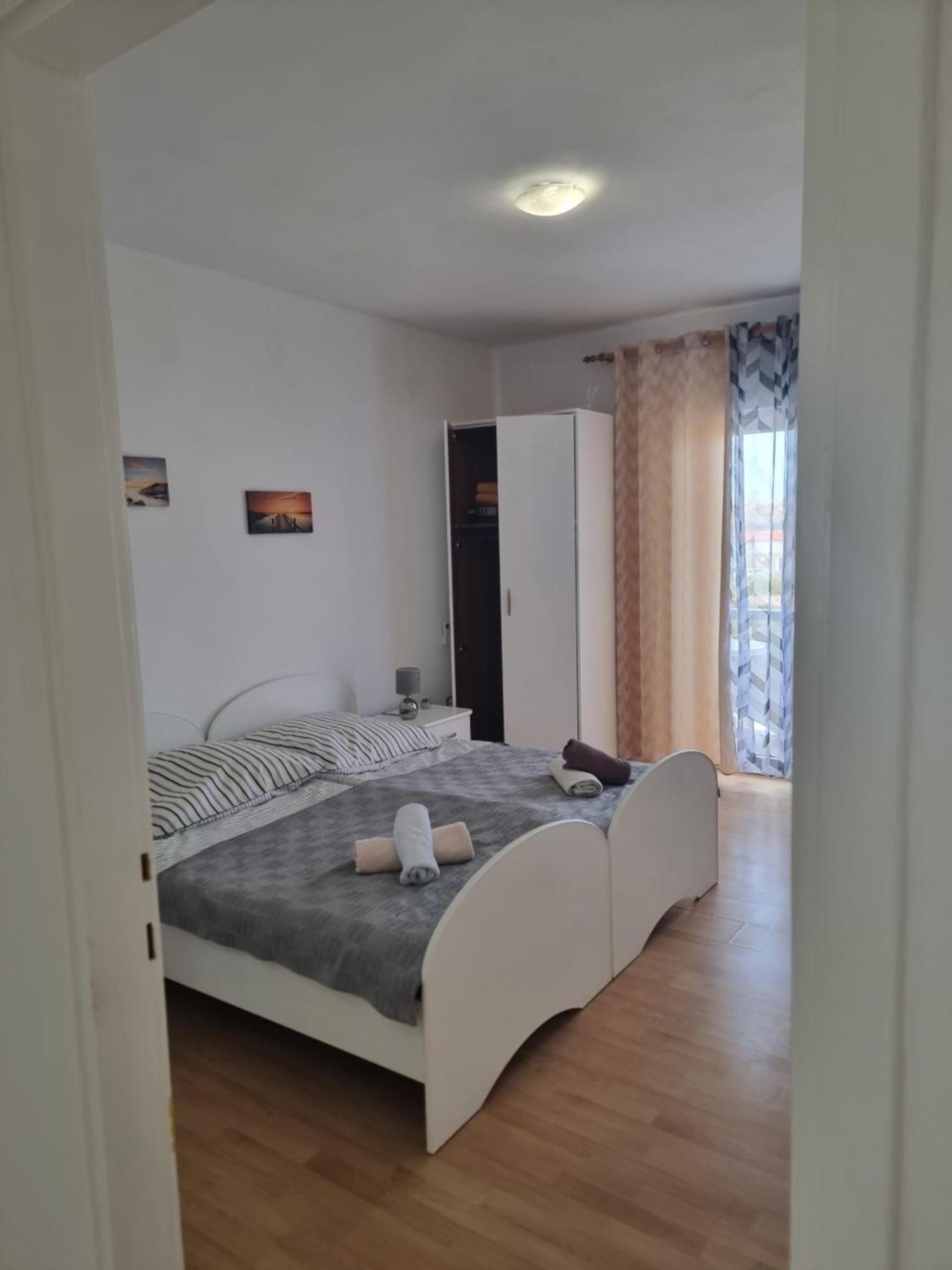Apartmani Alen Dinjiška 外观 照片